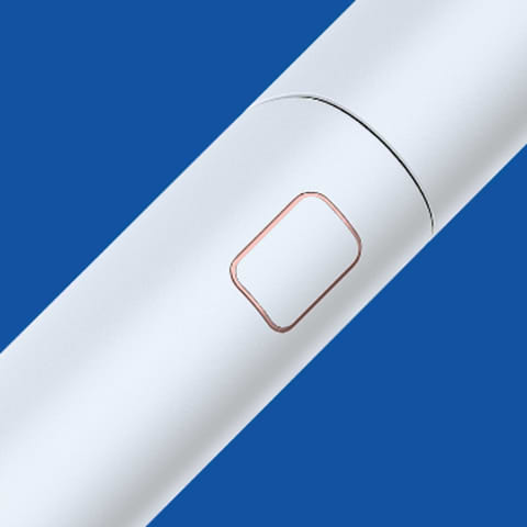 Одна кнопка. Один LED-индикатор.
